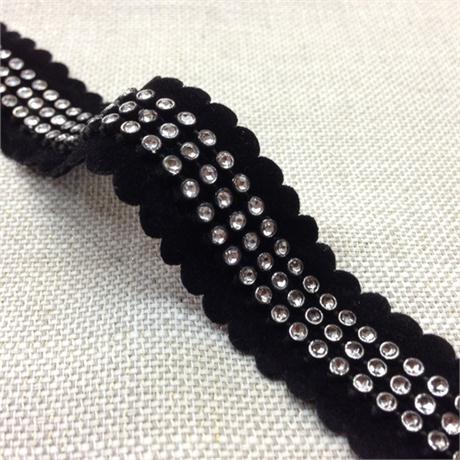 3 Row Diamante Trim Image 1