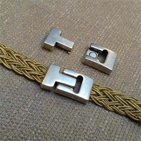 Magnetic Metal Clasp Image 1