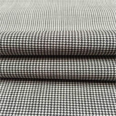 Dogtooth Rug Wool Puppytooth