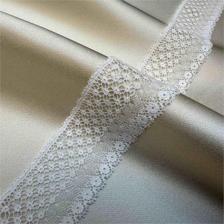 Fine Cluny Cotton Lace Trim Image 1