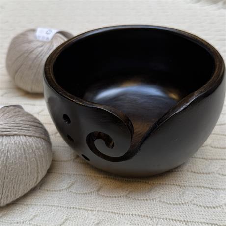 Scheepjies Yarn Bowl Pinewood Image 1