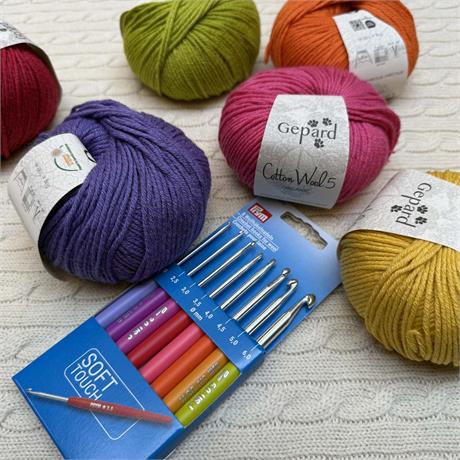 Prym Crochet Hook Set- 8 sizes  Image 1
