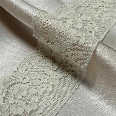 Fine French Cotton Leavers Lace Edging Image 1