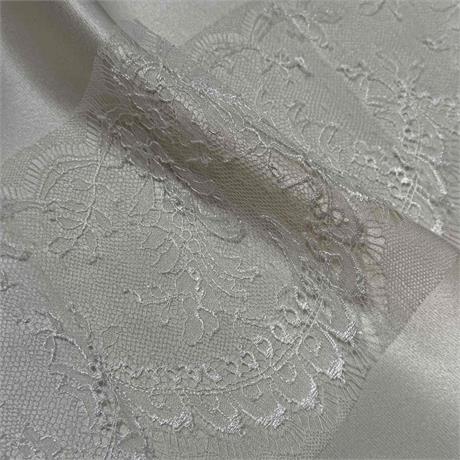 Fine French Leavers Scallop Edge Lace Bo Image 1