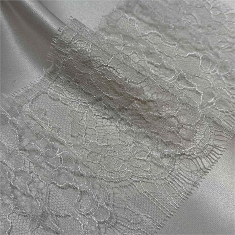 Fine French Leavers Scallop Edge Lace Trim Image 1