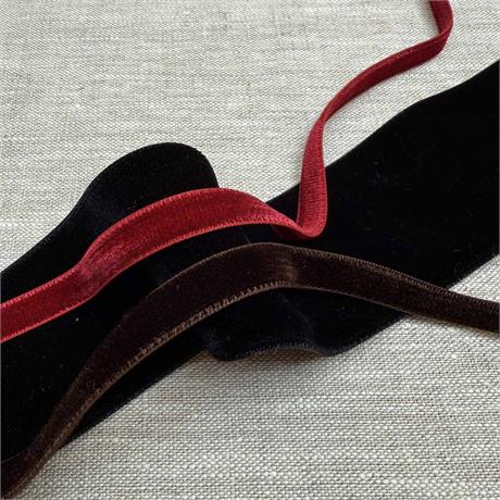 Mokuba No.4000 Double Velvet Ribbon Image 1