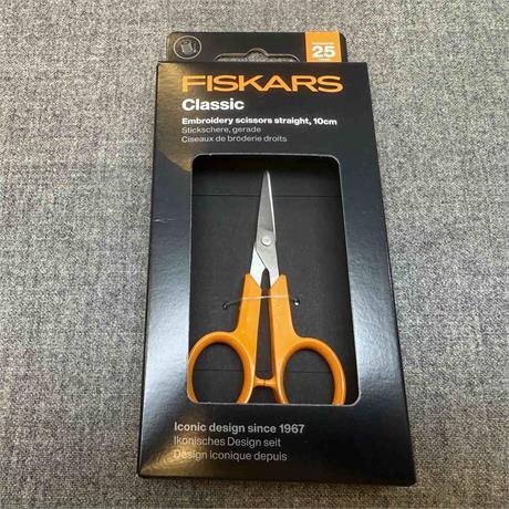 Fiskars Small Embroidery Snips Image 1