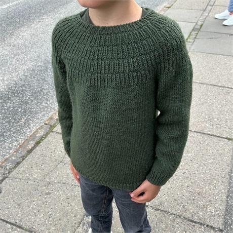 Anker's Children's Sweater Pattern Image 1