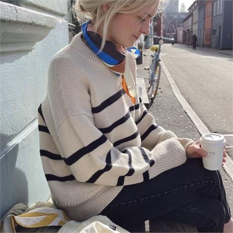 Marseille Ladies' Sweater Pattern Image 1