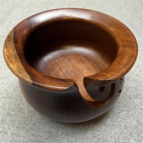 Scheepjies Yarn Bowl Rosewood Image 1