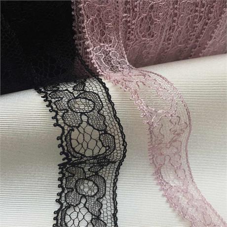 Chantilly Trim Image 1