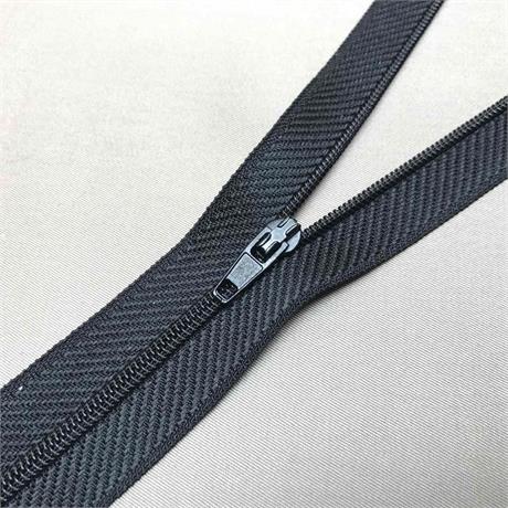 Elasticated No3 Closed End Zip - 56cm Image 1