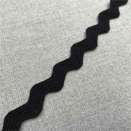 100% Wool Ric-Rac Image 1