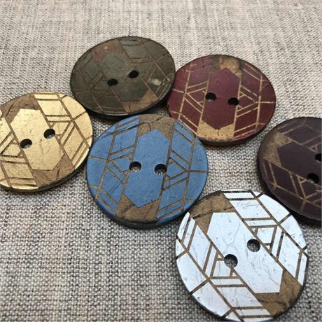 Large Italian Printed Coconut Button Image 1