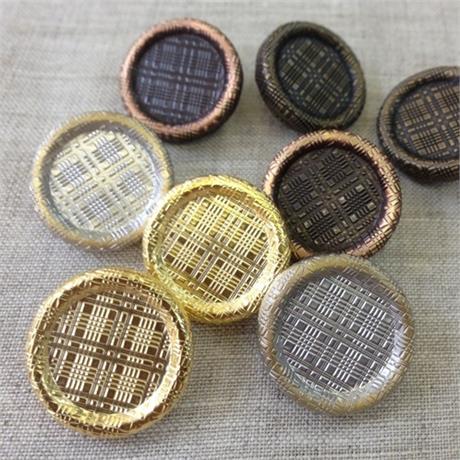 Metal Checked Button Image 1