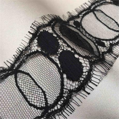 Fine French Lace Trim Image 1