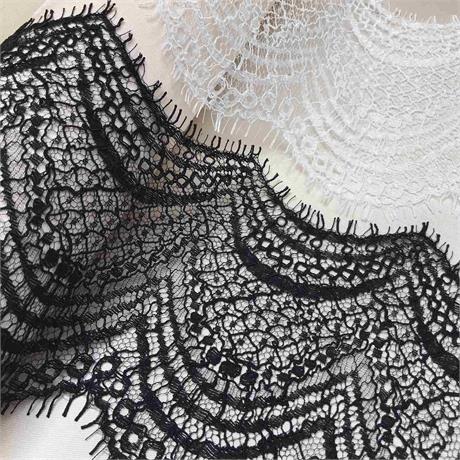 Fine French Corded Scallop Lace Border Image 1