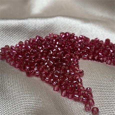 Toho Seed Beads - Silver Lined Mauve Image 1