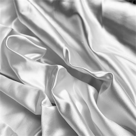 White Slubbed Duchesse Image 1