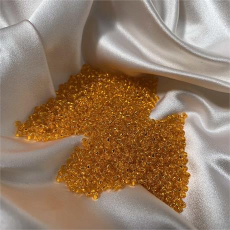 Toho Seed Beads - Transparent Silver Lined Lt Hyacinth Image 1