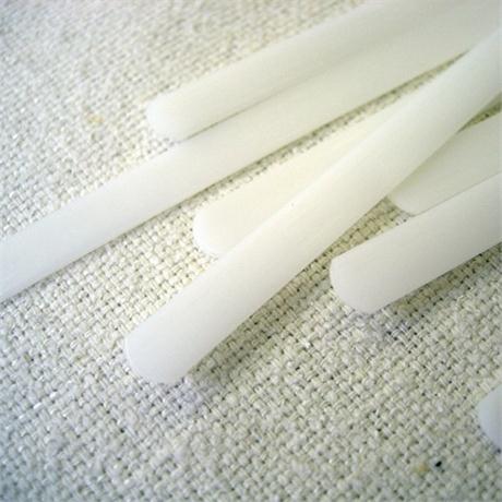7mm Plastic Whale Bones 35cm Image 1
