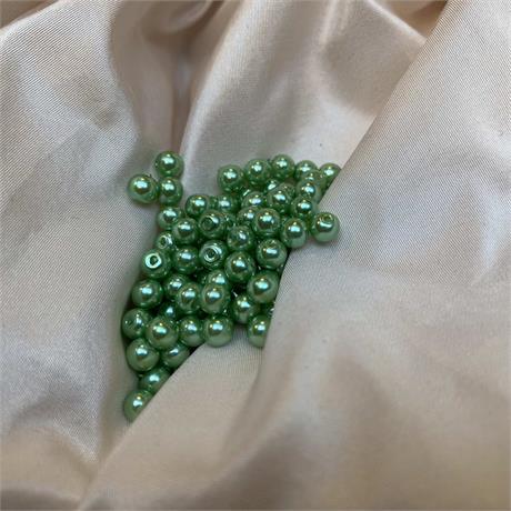 Pracht Waxed Glass Pearl Beads - May Green Image 1