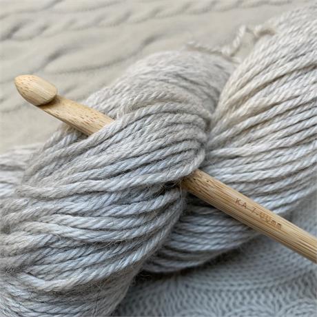 SeeKnit Shirotake 7mm Bamboo Crochet Hook Image 1