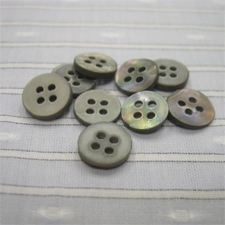 PLASTIC BUTTON 11MM Image 1