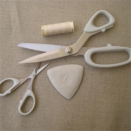 Janome Wizards 2-piece set. Image 1