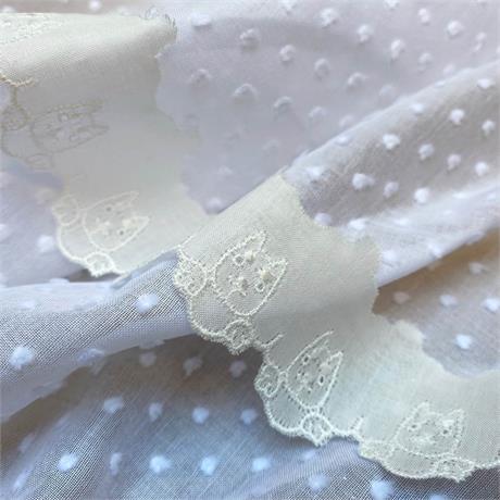 Japanese Broderie Lace Edging Image 1