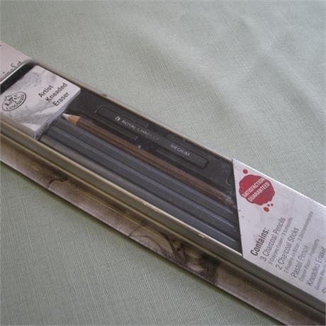 Mini Tin Charcoal and Pastel Drawing Set Image 1