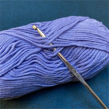 Prym Aluminium Crochet Hook - 4mm Image 1