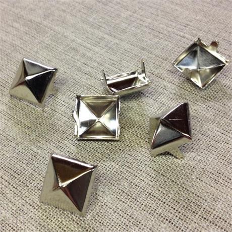 16mm Square Stud Image 1