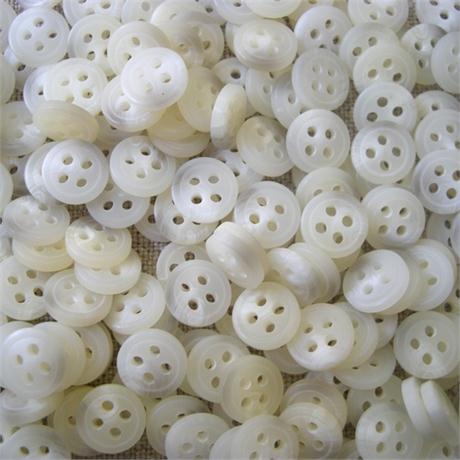 Shirt Button 9mm Image 1