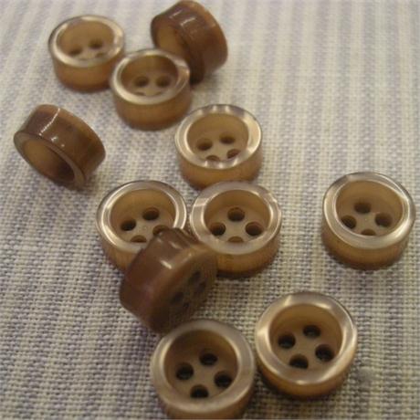 4-Hole Brown Shirt Button 9mm Image 1