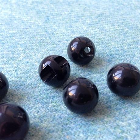 Plastic Ball Button Image 1