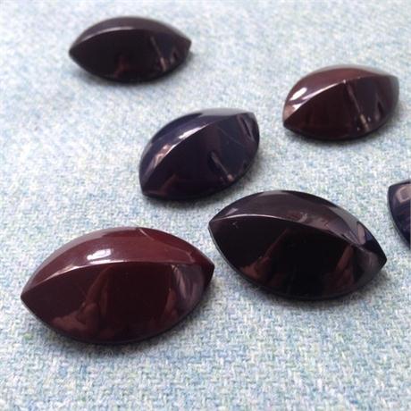 Plastic Button Image 1