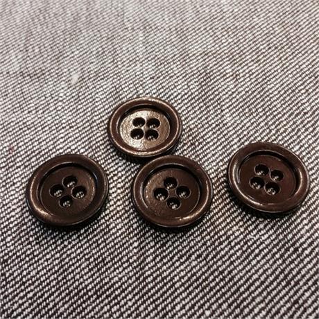 4-Hole Casein Button Image 1