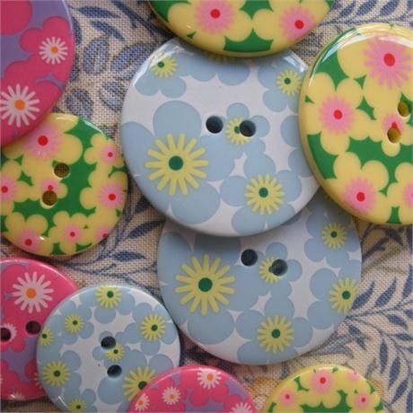 Flower Print Button Sz54 Image 1