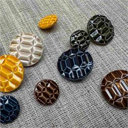 Italian Polyester Ceramic Effect Shank Button thumbnail