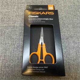 Fiskars Small Embroidery Snips thumbnail