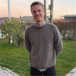 Hanstholm Men's Sweater Pattern thumbnail