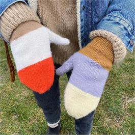 North Sea Mittens Pattern Thumbnail Image 2