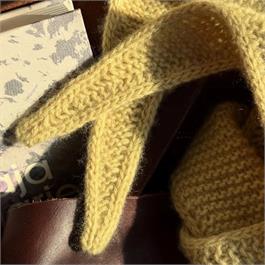 Sophie Scarf Pattern Thumbnail Image 2