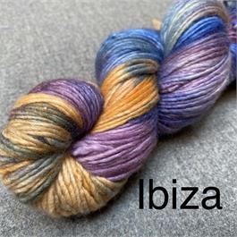Manos Del Uruguay Maxima Merino Thumbnail Image 18