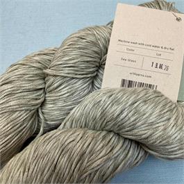 Urth Yarns Etesia Thumbnail Image 2