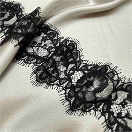 Fine French Lace Trim Thumbnail Image 1