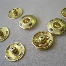 Prym 17mm Gold Press Snap Fasteners thumbnail